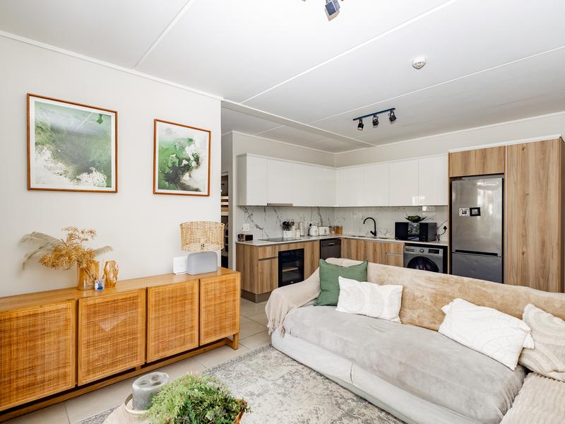 2 Bedroom Property for Sale in Sandown Western Cape
